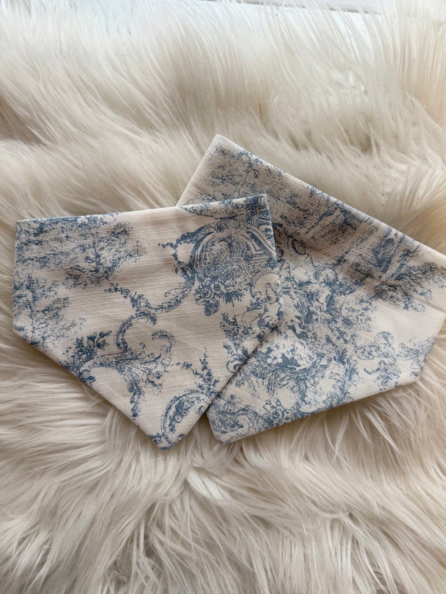 Toile De Jouy Bandana