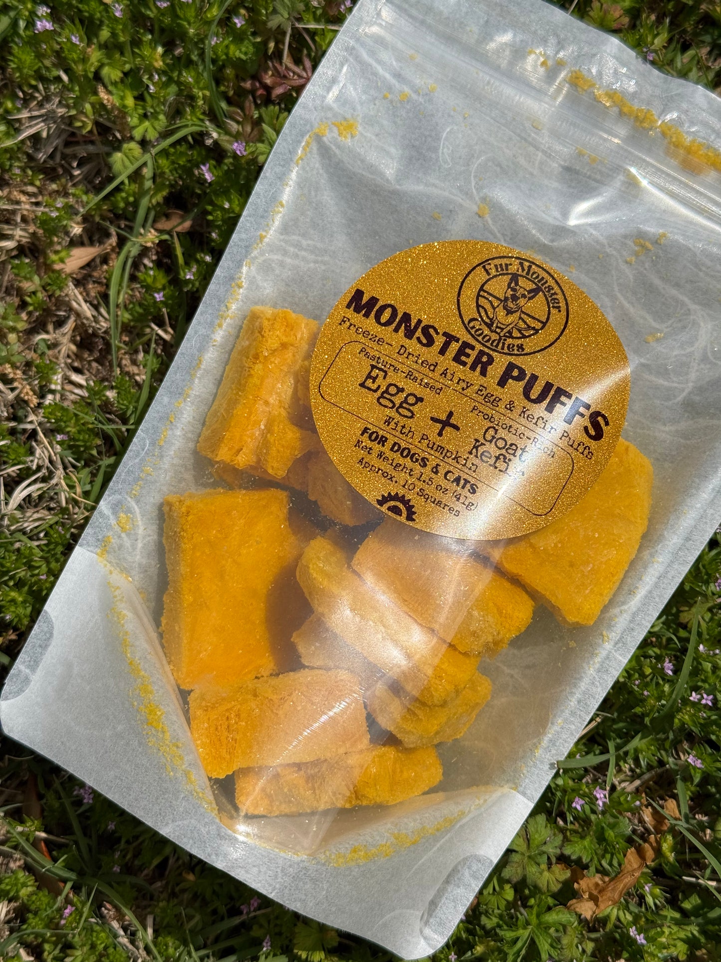 MONSTER PUFFS