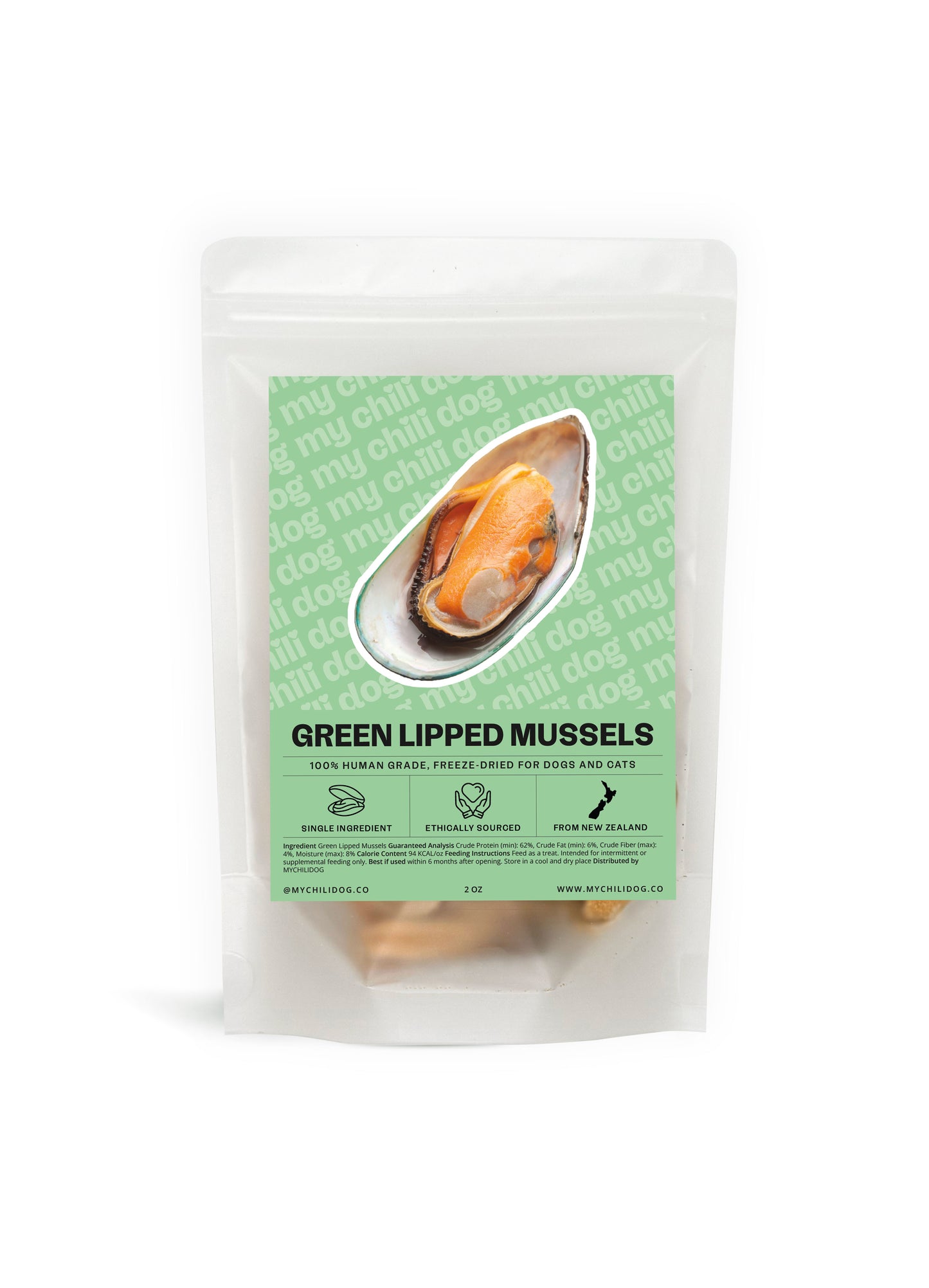 Freeze-dried green lipped mussels dog and cat treats from New Zealand – single ingredient, ethically sourced pet treat rich in natural nutrients.
